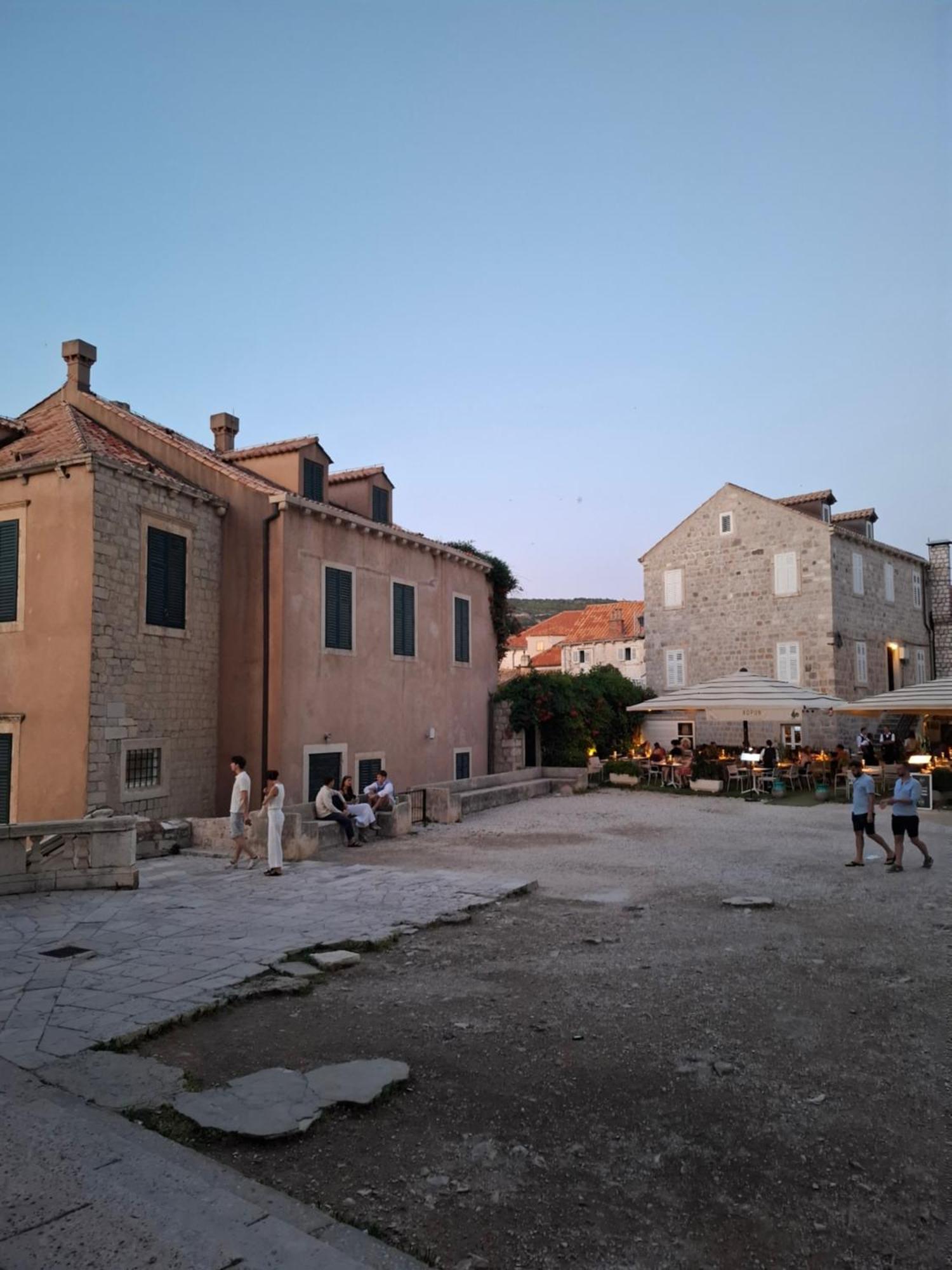 Ella Dubrovnik