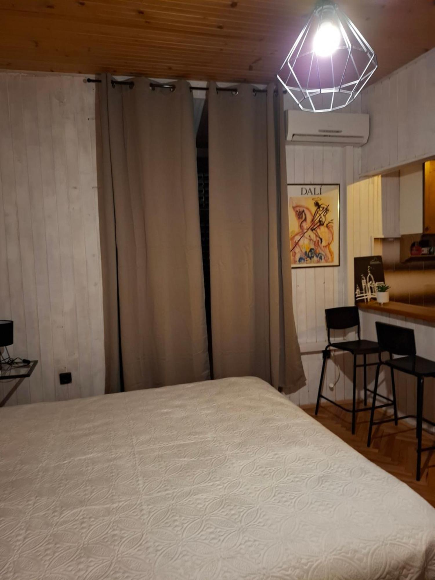 Ella Apartment